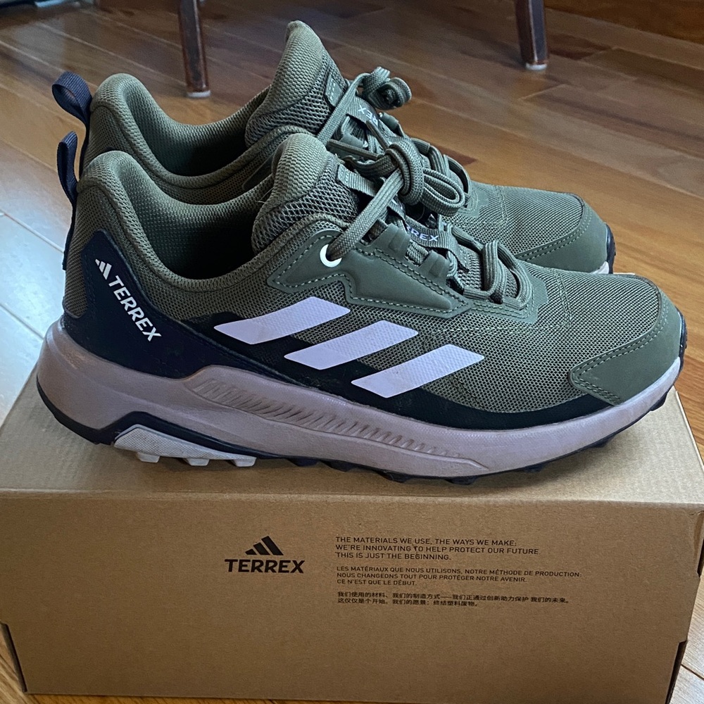 Adidas Terrex Size 7.5